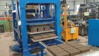Machine de fabrication de briques à moteur manuel de bonne qualité