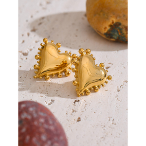 Orecchini a perno JINYOU 225 in acciaio inossidabile placcato oro 18K PVD, gioielli romantici alla <span class=keywords><strong>moda</strong></span> a forma di cuore per donna - Product Image 2