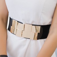 T-shirt Femme Collocation Square Cluster Buckle Ceinture Femme Tendance Corset