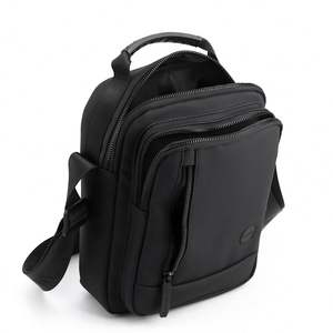 Sacs à bandoulière en cuir PU imperméable de grande capacité pour hommes, sacs de voyage, sacs messagers pour hommes, vente en gros - Product Image 5