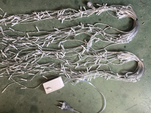 Sıcak satış 4m X 0.6m açık noel dekoratif <span class=keywords><strong>LED</strong></span> dize işıklar su geçirmez buz Icicle perde bahçe Xmas süslemeleri için - Product Image 5