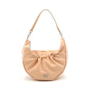 Sac à main corail best-seller avec un design à effet froissé et une poche intérieure pour une organisation facile - Product Image 1