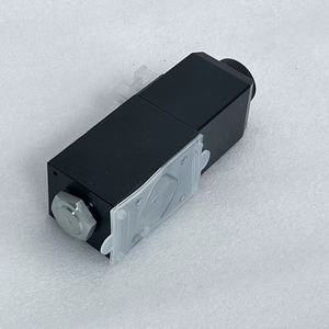 DG4V 3 6B M U H7 69 EN124 ชุดควบคุมทิศทางเดิมสำหรับเครื่องฉีดพลาสติก - Product Image 2
