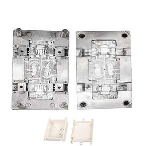 Fabricant de moules OEM personnalisés Petit moule d'injection plastique - Product Image 1