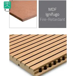 Tavole acustiche di Tiange in legno materiale fonoassorbente sistema impiallacciatura legno di quercia MDF pannelli porta del soffitto per Home Theater