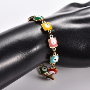 สร้อยข้อมือสแตนเลสสตีลรูปทรงสี่เหลี่ยมจัตุรัสขนาด 7 มม. ลายตาปีศาจสไตล์ตุรกี สำหรับผู้หญิงและเด็กผู้หญิง ใช้เป็นสร้อยข้อมือหรือสร้อยข้อเท้า ของขวัญเครื่องประดับโลหะ - Product Image 5
