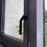 Fenêtre à battants horizontale moderne - Cadre en aluminium 6063-T5 - Stores réglables - Triple vitrage isolant - CE - Villa - Hôtel