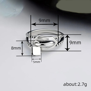 Anello da donna con design a cerniera, forma irregolare, gioiello moderno e di tendenza per le dita - Product Image 4