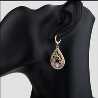 Parure de bijoux fantaisie plaqué or 18 carats pour femme : bague, bracelet, breloque, boucles d'oreilles, pendentif et collier