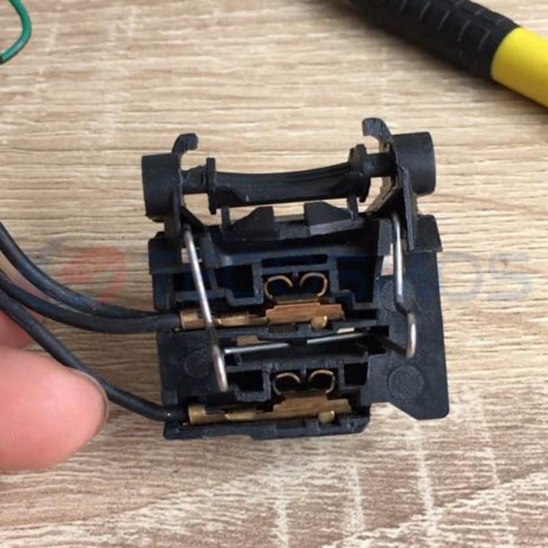 Car Connector For Land Rover For H7 low beam plug 2pin For Land Roland-specific CT2-0346M-11