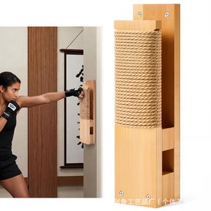 Soporte de entrenamiento de boxeo de madera, montado en la pared, marco de madera maciza para práctica en el gimnasio en casa. - Product Image 1