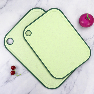 Juego de 2 Tablas de Cortar Antideslizantes para Cocina, Duraderas, de Plástico, de Doble Cara, con Paja de Trigo - Product Image 4