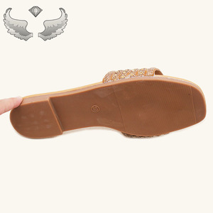 Sandalias y Pantuflas Planas de Mujer, Cómodas, Transpirables, con Pedrería, Casuales, de Exportación, de Alta Calidad y a la Moda - Product Image 6