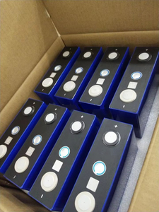 Pin Sạc Lại Dùng Ion Natri 3V 210Ah, Bộ Pin Cho Xe Tải Nhà Di Động 12V, Pin 75Ah - Product Image 2