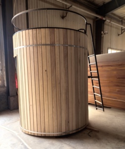 Sauna extérieur haut de gamme sept continents en bois massif de pruche et cèdre rouge avec panneau de commande informatisé - Product Image 3