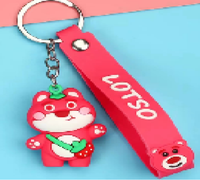 Prix Abordable Chaîne de Clé de Voiture 3D Dessin Animé PVC Anime, Pendentif Jouet en Peluche Poupée Sac, Porte-clés et Accessoires