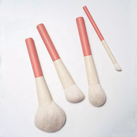 Lot de 12 pinceaux de maquillage courts vegan rose beige doux avec sac Pinceaux de maquillage synthétiques de marque privée logo personnalisé