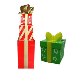 Boîtes cadeaux <span class=keywords><strong>de</strong></span> Noël en fibre <span class=keywords><strong>de</strong></span> verre 50 cm, imperméables, durables, géantes, pour extérieur, fournitures pour cadeaux <span class=keywords><strong>de</strong></span> saison des fêtes, centres commerciaux, places publiques - Product Image 5