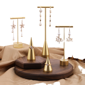Set de Exhibición de Joyería Vintage de Madera y Metal, Soporte en T para Pendientes, Soporte Cónico para Anillos, para Exhibición en Vitrinas de Joyerías y Fotografía - Product Image 1