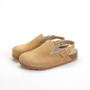 Sandalias <span class=keywords><strong>Birkenstock</strong></span> Boston de punta abierta con <span class=keywords><strong>plataforma</strong></span> de corcho y cuero vacuno, material superior de gamuza, transpirables y con efecto masajeador. - Product Image 1