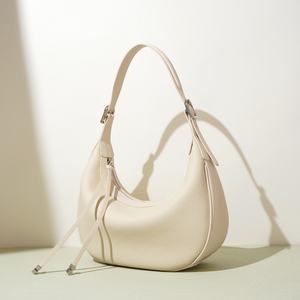 Bolsos De Cuero Genuino De Lujo Bolsos De Hombro De Cuero De Vaca Suave <span class=keywords><strong>Bolso</strong></span> De Verano Amarillo <span class=keywords><strong>Beige</strong></span> De Media Luna para Mujer - Product Image 4