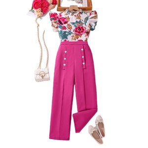 Ensemble d'Été 2024 Nouveauté pour Filles Adolescentes : Haut Imprimé à Manches Volantes et Pantalons Décontractés pour Enfants - Product Image 1