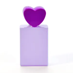 30毫升新设计紫色空喷雾瓶可爱方形可再装玻璃香水瓶带心爱盖
