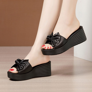 Sandalias Xuanhui de Plataforma con Punta Abierta y Lazo Radiante, Talla Grande, de Microfibra, con Plataforma de 3 cm y Cuña de 7 cm, para Mujer - Product Image 5