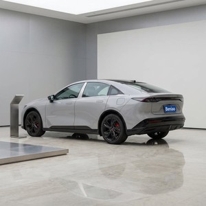 Véhicule électrique à autonomie étendue ChangAn EZ-6, autonomie électrique pure de <span class=keywords><strong>200</strong></span> km, charge ultra-rapide 3C, sièges zéro gravité, voitures d'occasion - Product Image 1