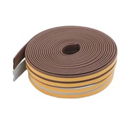 Bande d'étanchéité en mousse de caoutchouc autocollante résistante aux intempéries pour portes et fenêtres en bois