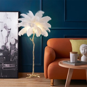 Nouveau lampadaire d'autruche ins lumière luxe américain résine tout cuivre lampe décorative plume lampe - Product Image 6