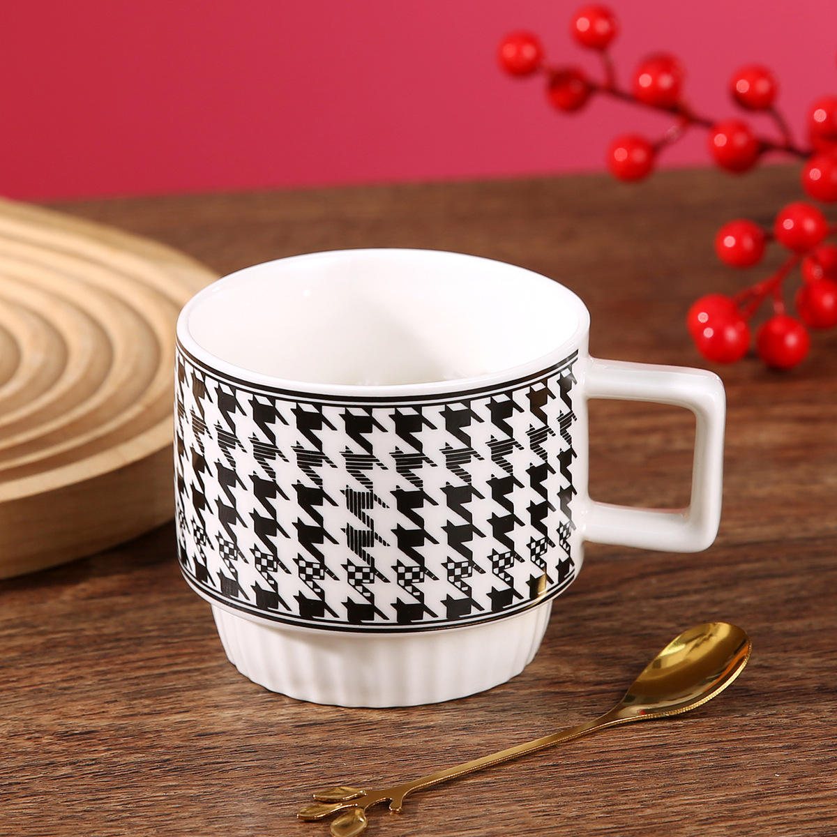 ถ้วยเดียวแบบซ้อนกันลายฟันสุนัขสีดำ