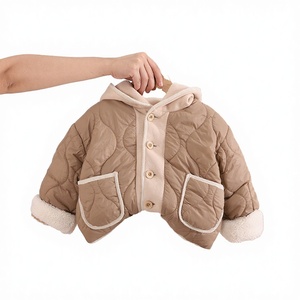 Cappotto Casual alla Moda per Bambini con Cappuccio a Contrasto, Fodera in <span class=keywords><strong>Pile</strong></span>, Polsini in Sherpa, Chiusura a Bottoni, Caldo e Carino per Gite e Attività all'Aperto OEM ODM - Product Image 4
