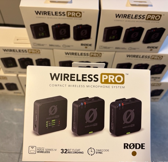 Original Rode Wireless Pro Dual-channel Compact Wireless Microphone System Fit for Cameras, Smartphones and Computers