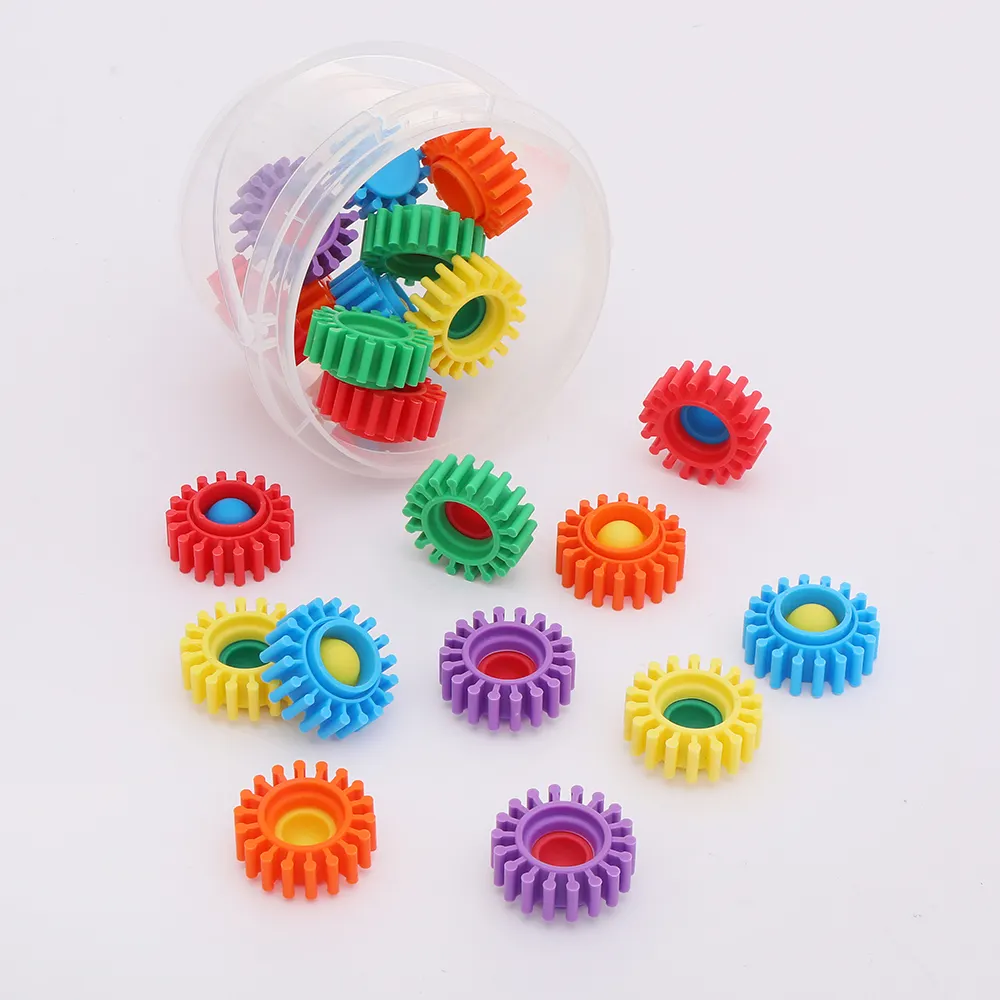 फैक्टरी प्रत्यक्ष बिक्री प्लास्टिक कई रंगीन शैक्षिक उपकरण निर्माण इनडोर गियर विधानसभा प्रारंभिक शिक्षा बच्चों ब्लॉक खिलौना
