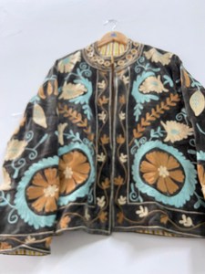Handmade Boho <b>Velvet</b> Bomber Winter <b>Jacket</b> <b>Womens</b> Embroidered Regular Solid Cotton Lining OEM ODM Private Label - Product Image 3