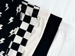 Vente à chaud de shorts de vélo noirs en forme d'éclair pour bébés et enfants imprimés personnalisés <span class=keywords><strong>short</strong></span> de vélo d'été neutre en coton côtelé pour garçons et filles - Product Image 3