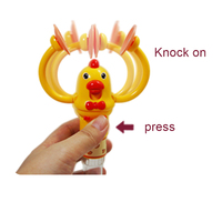 Nouveau design – Bonbons durs en forme de poussin de dessin animé qui applaudissent et jouent du tambour pour enfants – Jouets promotionnels