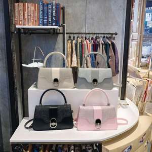 Bolso de mano pequeño y exquisito de piel de cordero moderno y versátil con bandolera de piel de cordero para mujer 2025 - Product Image 3