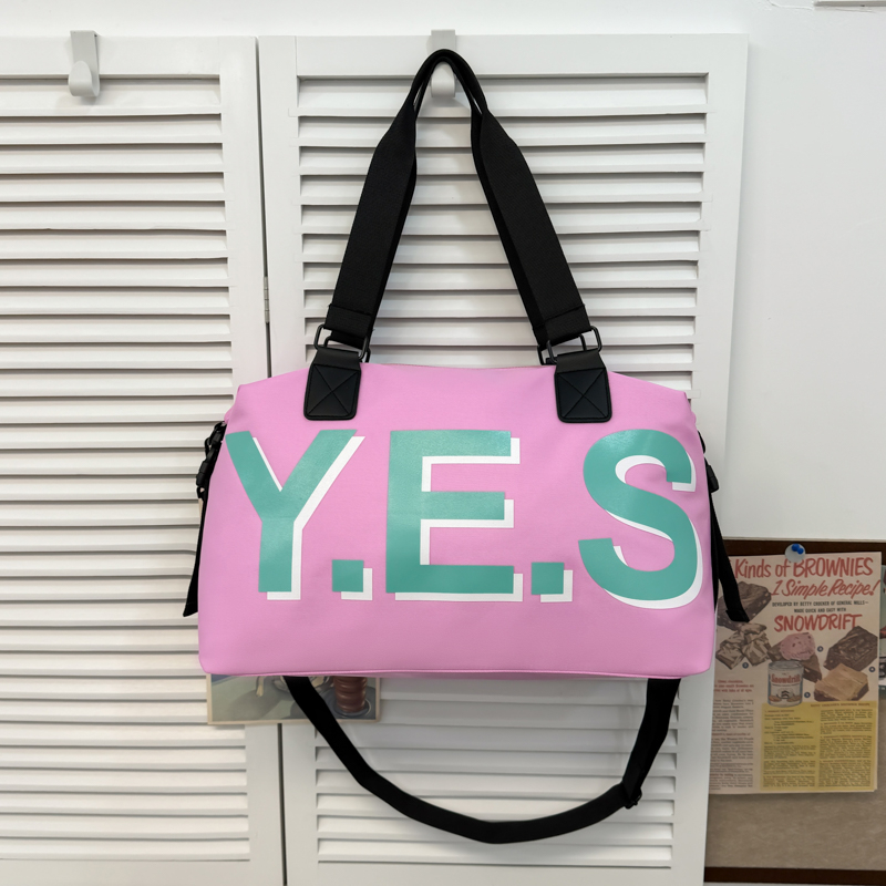 Travel bag -color 1