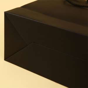 Luxury Boutique Gift Custom Printed <b>Packaging</b> Matt Black Paper Shopping <b>Bags</b> - Product Image 5