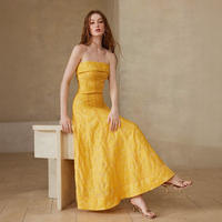 Robe de soirée d'été décontractée pour femme, jaune vif, sans manches, col montant, coupe trapèze, en tissu uni tissé, style bustier