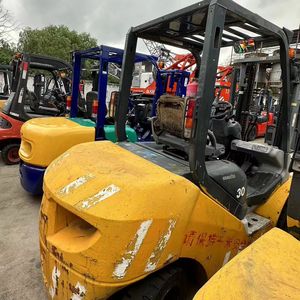 Second Hand Fork Lift Truck 3t Japan Engine Counterbalanced <b>Used</b> 3-Ton Diesel Engine Forklift Komatsu FD30 3-Stage Mast 3254mm - Product Image 1