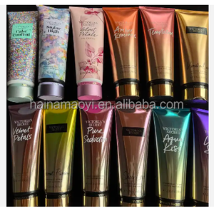 โลชั่นน้ำหอมคุณภาพสูง 236 มล. ชุดน้ำหอมสำหรับผู้หญิง <span class=keywords><strong>Victoria</strong></span> กลิ่นหอมติดทนนาน พร้อมเจลอาบน้ำและสเปรย์น้ำหอม - Product Image 1