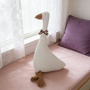 ตุ๊กตาห่านขาวใหม่ น่ารัก ตุ๊กตาสัตว์ห่าน ของเล่นตุ๊กตาเป็ด หมอนตุ๊กตาสัตว์ทำมือ ของเล่นตุ๊กตาสัตว์นุ่มๆ สำหรับเด็ก ของขวัญ - Product Image 5