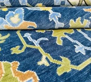 Tapis Anime Personnalisé de Luxe Fait Main, Tapis Tufté à la Main en Laine et Acrylique, Moquette Douillette pour Salon Moderne et Usage de Prière - Product Image 1