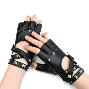 Guantes Negros Góticos con Púas, Medios Dedos Descubiertos, para Fiestas, Actuaciones, Moda Urbana, Accesorios para Mujeres y Hombres - Product Image 6
