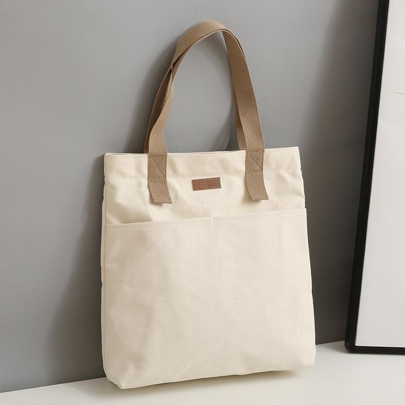 Grand sac de couleur blanc cassé