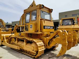 รถดันดิน CAT D6D มือสอง ใช้งานน้อย ช่วงเวลาการทำงานน้อย  โครงสร้างใต้ท้องรถดูแลรักษาอย่างดี  สายพานและใบมีดสภาพดี - Product Image 4