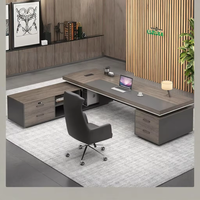 Bureau moderne de luxe en bois en forme de L pour les gestionnaires de patrons Mobilier de bureau de direction haut de gamme